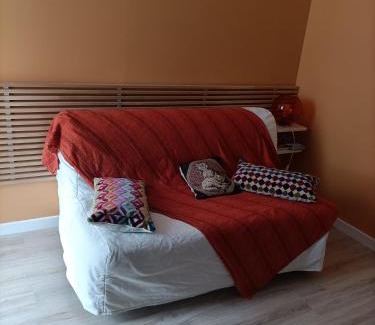 Hillion Apartment | Proche GR34 , Studio "Estrella" , petit cocon accueillant