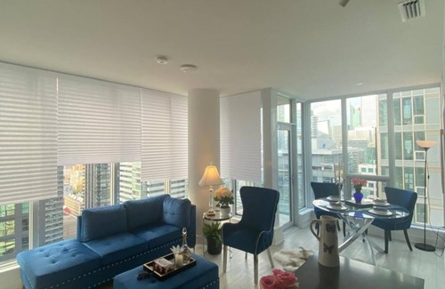 Toronto Entertainment District Condo | Professional Vacation Rental