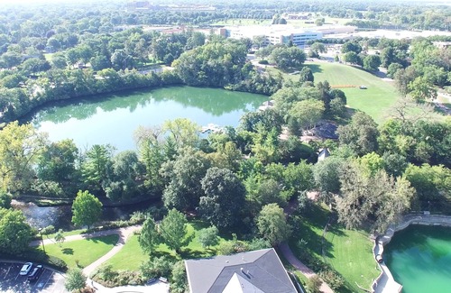 Naperville House | Professionally Sanitized - Downtown Naperville - Three Bedroom Retreat