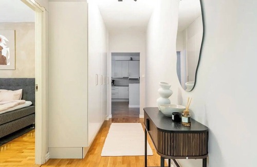 Ostermalm Bed & Breakfast | Professionally Styled 100 SQM Apartment - Stockholms Finest Area Östermalm