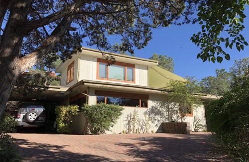 Sedona House | Professor's Mid-Century Modern Magic in the Vortex