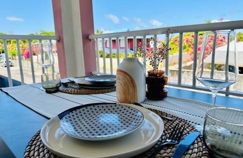Montabo Apartment | Profitez D'un Séjour Paisible Entre Ville et Plage-duplex T3- Commerces, Netflix