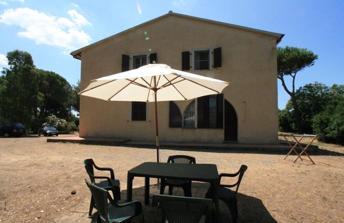 Santa Liberata Apartment | Profonda - Apartment at 50m from the Sea. A wonderful place to enjoy the tuscan beach