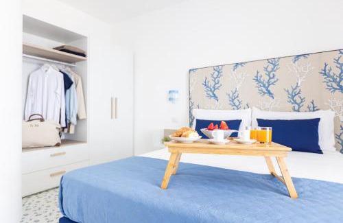 Sorrento Historic Centre Apartment | Profumo di mare Apartment Marina Grande