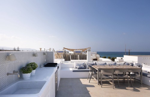 Agios Prokopios Apartment | Prokopios Beach 4BDR Apartment with Rooftop – Casa Calù