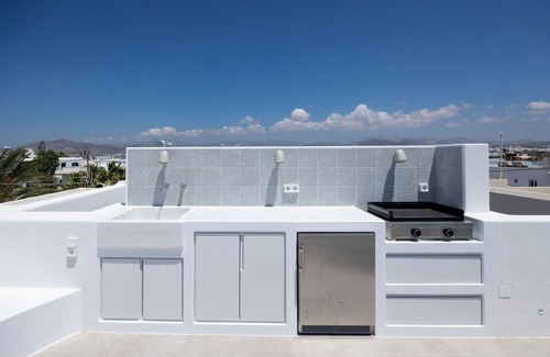 Agios Prokopios Apartment | Prokopios Beach 4BDR Apartment with Rooftop – Casa Calù