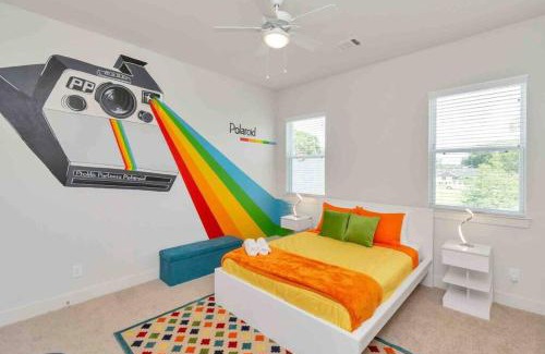 Riverside Terrace House | Prolific Chic Getaway Ft Style Comfort Location