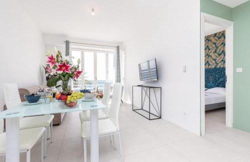 Les Baumettes Apartment | PROM 163 - Promenade 2 rooms with terrace