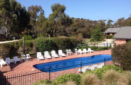 Fish Creek Cottage | Prom Coast Holiday Lodge - Cottage 1