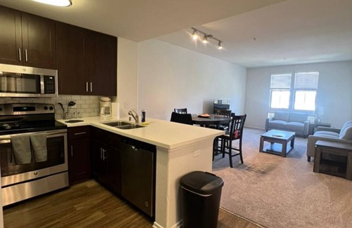 Mission Valley East Apartment | Promenade Rio Vista: 1BR Retreat in Mission Valley, San Diego