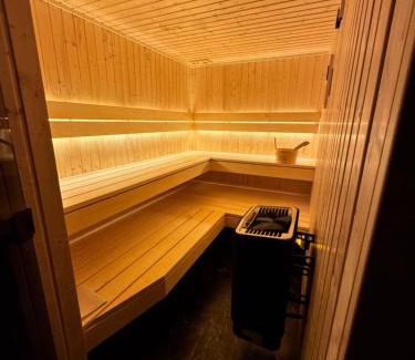 Mielno Bed & Breakfast | Promes Mielno, Blisko Centrum, Kryty Basen, Sauna