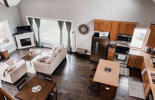 Eastman House | PROMO 10% WEEKLY/20% MONTHLY DISCOUNTnSW Wisconsin, Hypoint’s Mississippi view