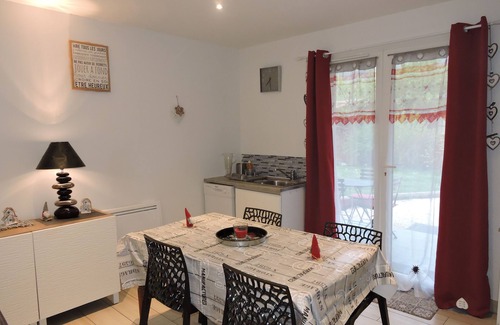Rousset Ski Chalet | PROMO-20%/11/10 TO 1/11/PROX/LAKE/RANDOS/CITY-PARK/ADMIRE AUTUMN LANDSCAPES