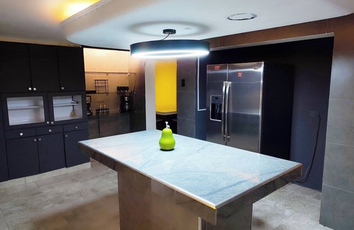 Zona Rosa Apartment | $ PROMO $ 3 Bedrooms with Bathrooms apartment & Jacuzzi in Lleras park @Poblado