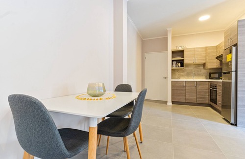 Rancho Apartment | PROMO 5% WEEKLY/10% MONTHLY DISnWalking distance to beach, and Renaissance Mall