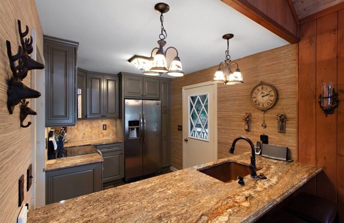 Fort Ann Ski Chalet | PROMO 5% WEEKLY AND 10% MONTLY DISCOUNTnLake house