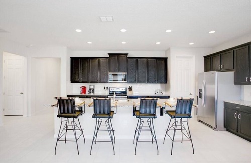 Florida Central Atlantic Coast House | PROMO 8 BR Villa with Movie Room, Resort - by Blue Sky Villas