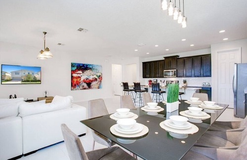 Florida Central Atlantic Coast House | PROMO 8 BR Villa with Movie Room, Resort - by Blue Sky Villas