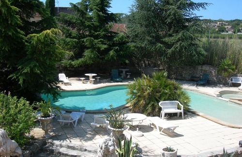 Saint-Julien-de-Peyrolas Apartment | #PROMO! F2 apartment with large swimming pool at the bottom of the Ardèche Gorges