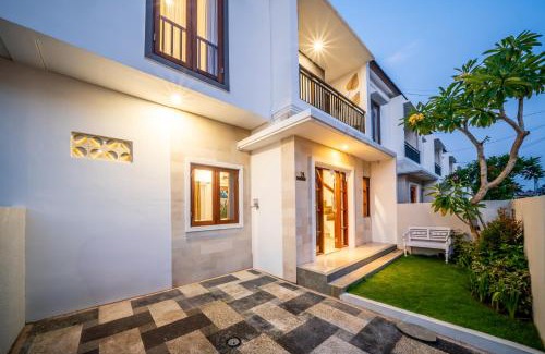 Denpasar Villa | Promo! New Rosa Villa Muding, Luxury and cozy 3Bedrooms Villa in Heart of Kerobokan with Special Office Room