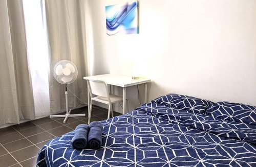 Oak Park House | *PROMO!* Next to Train Station!
