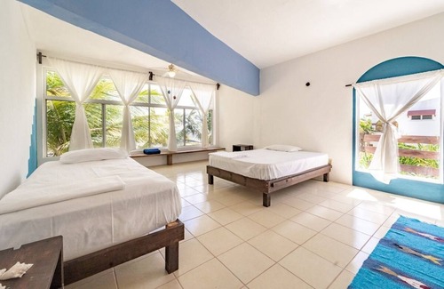 El Placer Bed & Breakfast | Pronoia Casa de Playa
