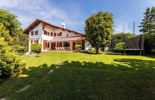 Arbonne Villa | Property 1 hectare 6 bedrooms swimming pool 4 km from beaches