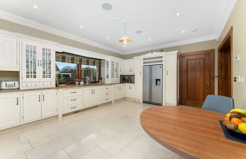 Carrowmoreknock Cottage | Property 434 - Oughterard - sleeps 12 guests in 6 bedrooms