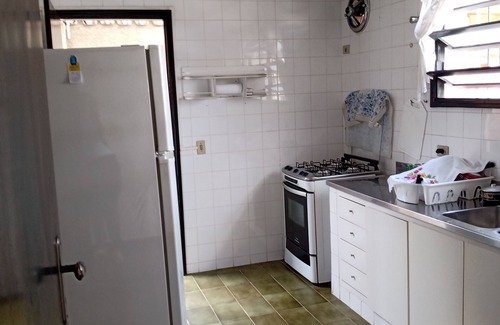 Balneario Praia do Pernambuco House | Property in Guarujá, 5 minutes' walk from Mar Casada beach, well located!