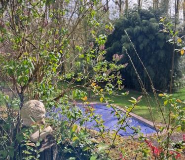Estouy House | Propriété bucolique avec deux maisons, une piscine chauffée et un vaste verger