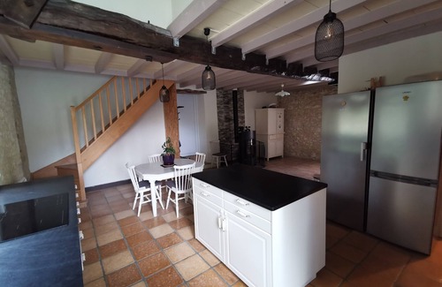 Doudrac House | Propriété Tout Confort Pour Vacances en Famille, Piscine et Jacuzzi u