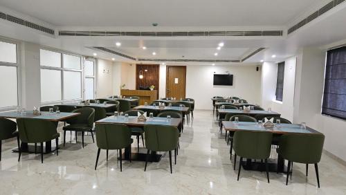 Tirur Hotel | Prosland Hotel