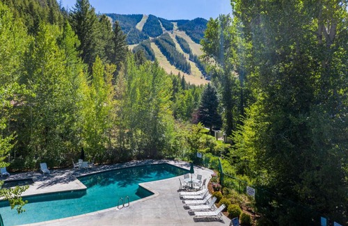 Warm Springs House | Prospector 134