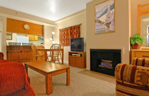 North Park City Hotel | Prospector Accommodations by All Seasons Resort Lodging