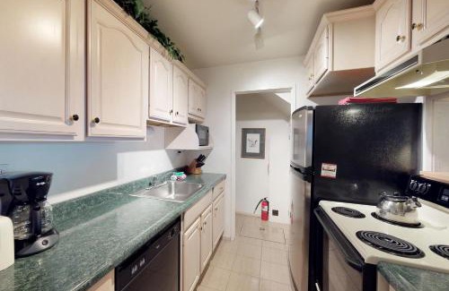 Warm Springs Apartment | Prospector Condo