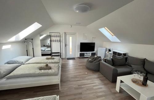 Jaroslavice Apartment | Prostě sklípek