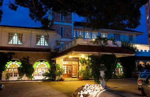Kivukoni Hotel | Protea Hotel by Marriott Dar es Salaam Courtyard