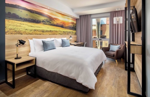 Sunnyside Hotel | Protea Hotel by Marriott Pretoria Loftus Park