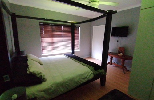 Ramsgate Beach House | Protea Private Suite - Ramsgate Ramble Rest