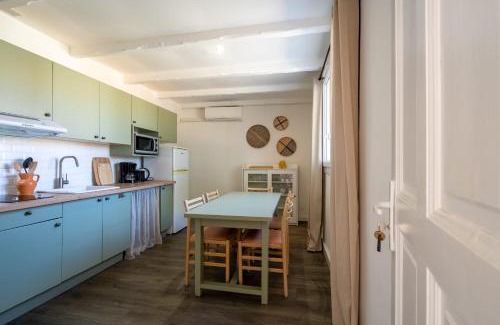 La Roque-sur-Pernes House | Provençal stone T3 cottage in a tourist residence
