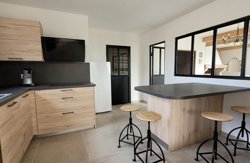 Merindol-les-Oliviers House | PROVENCALE HOUSE with swimming pool facing MONT VENTOUX