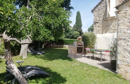 Saint-Victor-la-Coste House | PROVENCAL HOUSE WITH POOL 6/8 PEOPLE IDEAL VACATION FRIENDS /FAMILY