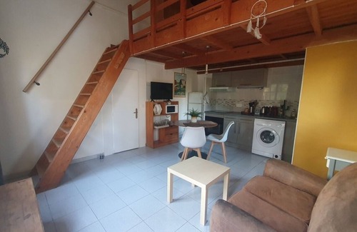 Le Thor House | Provencal Mazet 5 minutes from Isle sur la Sorgue - Private parking