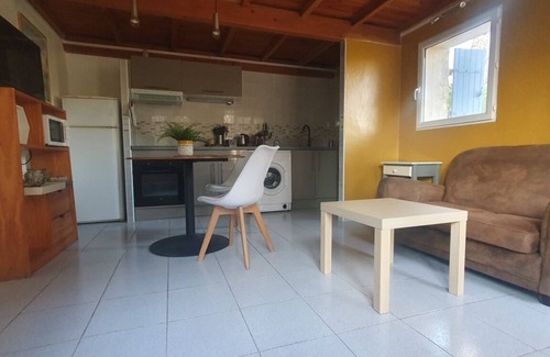 Le Thor House | Provencal Mazet 5 minutes from Isle sur la Sorgue - Private parking