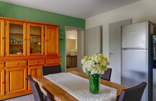 Visan House | "Provence-cool" 50m² gîte in an old Provencal farmhouse