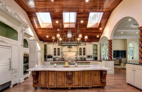 Acampo House | Provence Estate Nestled Along Lodi Wine Trails