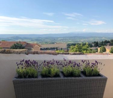 Bonnieux Apartment | Provence Luberon Bonnieux location gite chez Marcelle