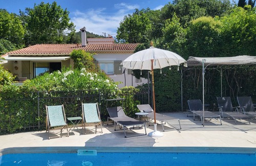 Rocbaron Villa | Provence verte 35 min from the beaches 5-bedroom villa in quiet location with private pool