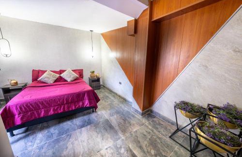El Poblado Apartment | Provenza! Golden Jacuzzi - 5BR only 1 Block from lleras