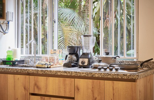 La Florida Apartment | Provenza's Retreat - Peaceful 1BR-1BA Apartment